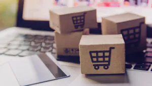 Studiu Zalando: Prețul și ofertele speciale sunt cele mai importante criterii pentru 58% dintre români