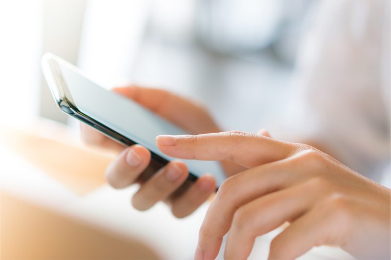 Cum decurge evoluat vânzarea de telefoane secondhand online în România în contextul economic din 2026? (P)