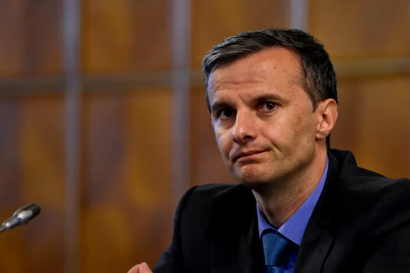 Cristian Socol explică miza vânzării acțiunilor companiilor de stat: control strategic, deficit bugetar și riscuri economice | ANALIZĂ