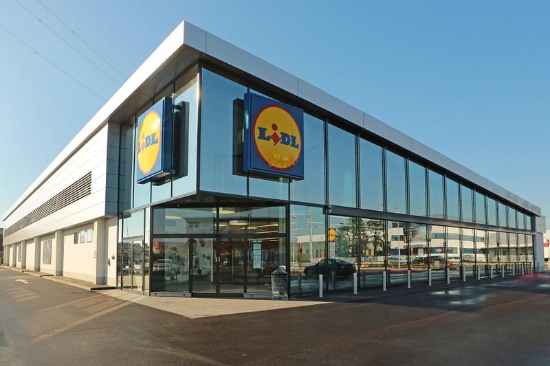 Lidl anunță o schimbare importantă în magazinele sale din România. „Un singur univers, definit de șase lumi”