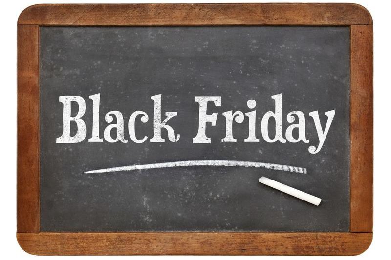 Recomandări pentru un Black Friday sigur: nu dați datele cardului la telefon