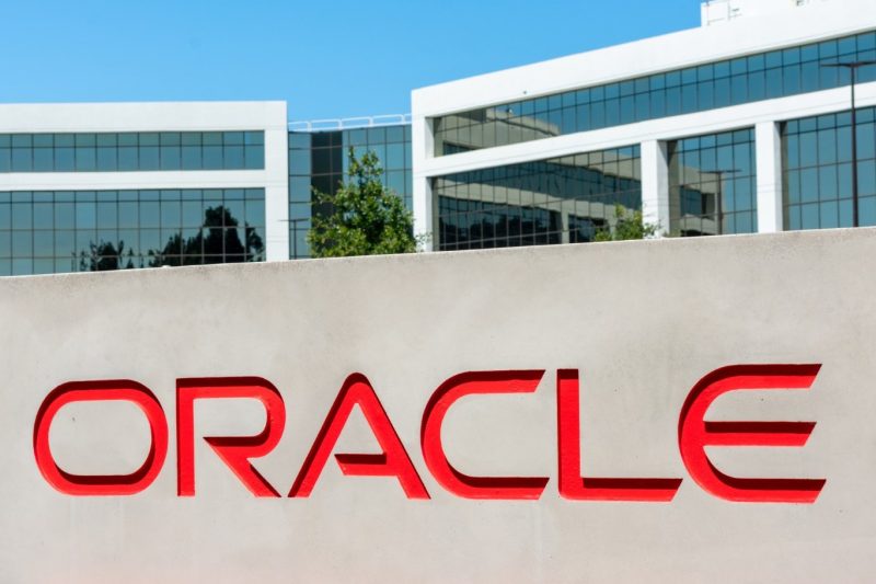 Gigantul IT Oracle face concedieri pe fondul investițiilor în inteligență artificială
