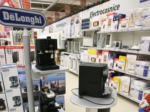 Producătorul de electrocasnice De’Longhi România, cel mai mare exportator din judeţul Cluj, a obţinut un profit net de peste 157 mil. lei în 2025, plus 1,5%, la afaceri de 2,972 mld. lei