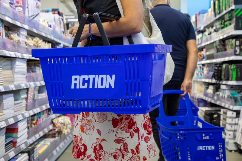 Action, retailerul cu 1.500 de produse mai ieftine de 5 lei, deschide două noi magazine în România