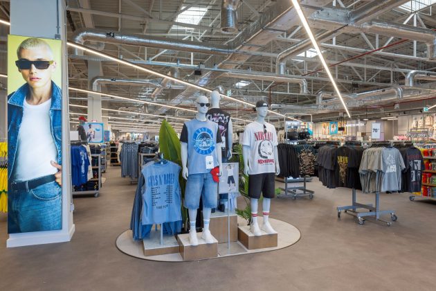 Primark a deschis un nou magazin în România, o investiție de 10 milioane de euro. Ce urmează pentru gigantul din retail până în 2027