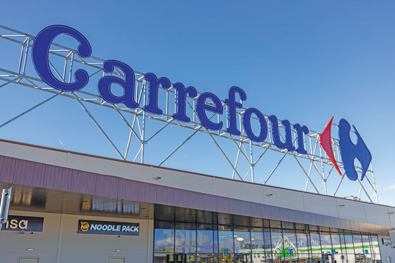 Tranzacţia anului în retail primeşte avizul Consiliului Concurenţei: Fraţii Pavăl de la Dedeman pot prelua Carrefour România