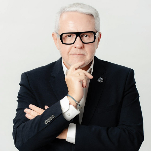 Hervis Frasers — pierderi adâncite în 2025; preluarea de Sports Direct în pregătire
