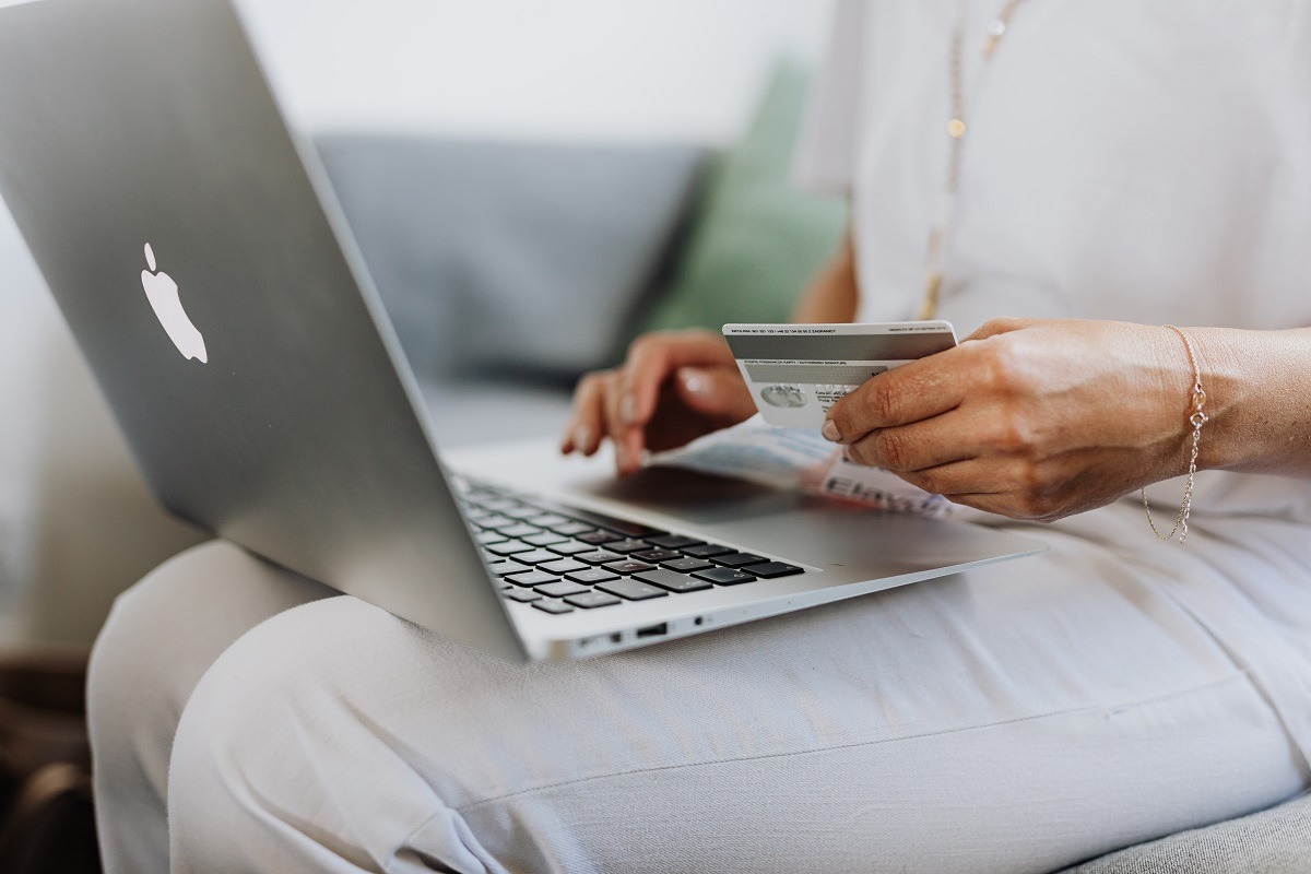 Taxă vamală Temu Shein — colete extracomunitare sub 150 euro UE