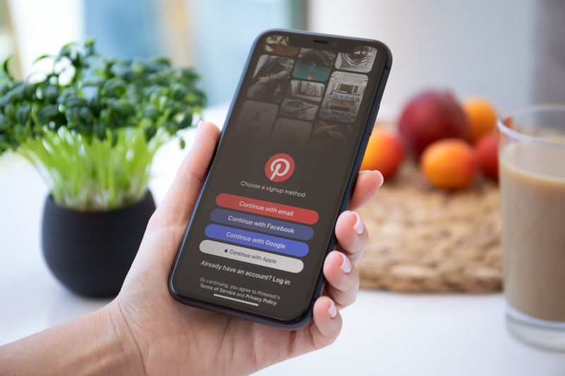 Pinterest semnează un contract de 4 miliarde dolari cu Amazon pentru servicii cloud și AI