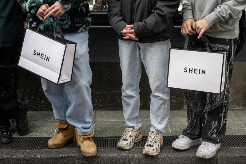 Franța a amendat Shein cu 22 de milioane de euro, retailerul chinez consideră amenzile disproporționate