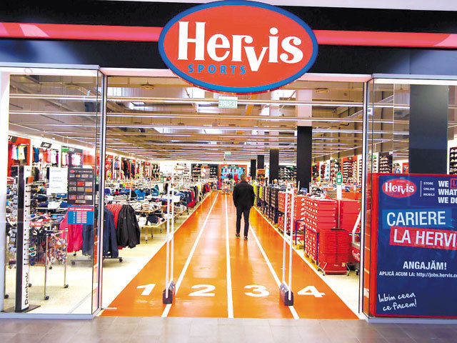 Sports Direct Hervis România — magazin în mall