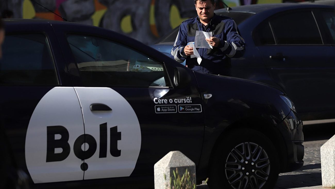 Bolt TapBox — terminal self-service pentru rezervarea curselor la AFI Cotroceni